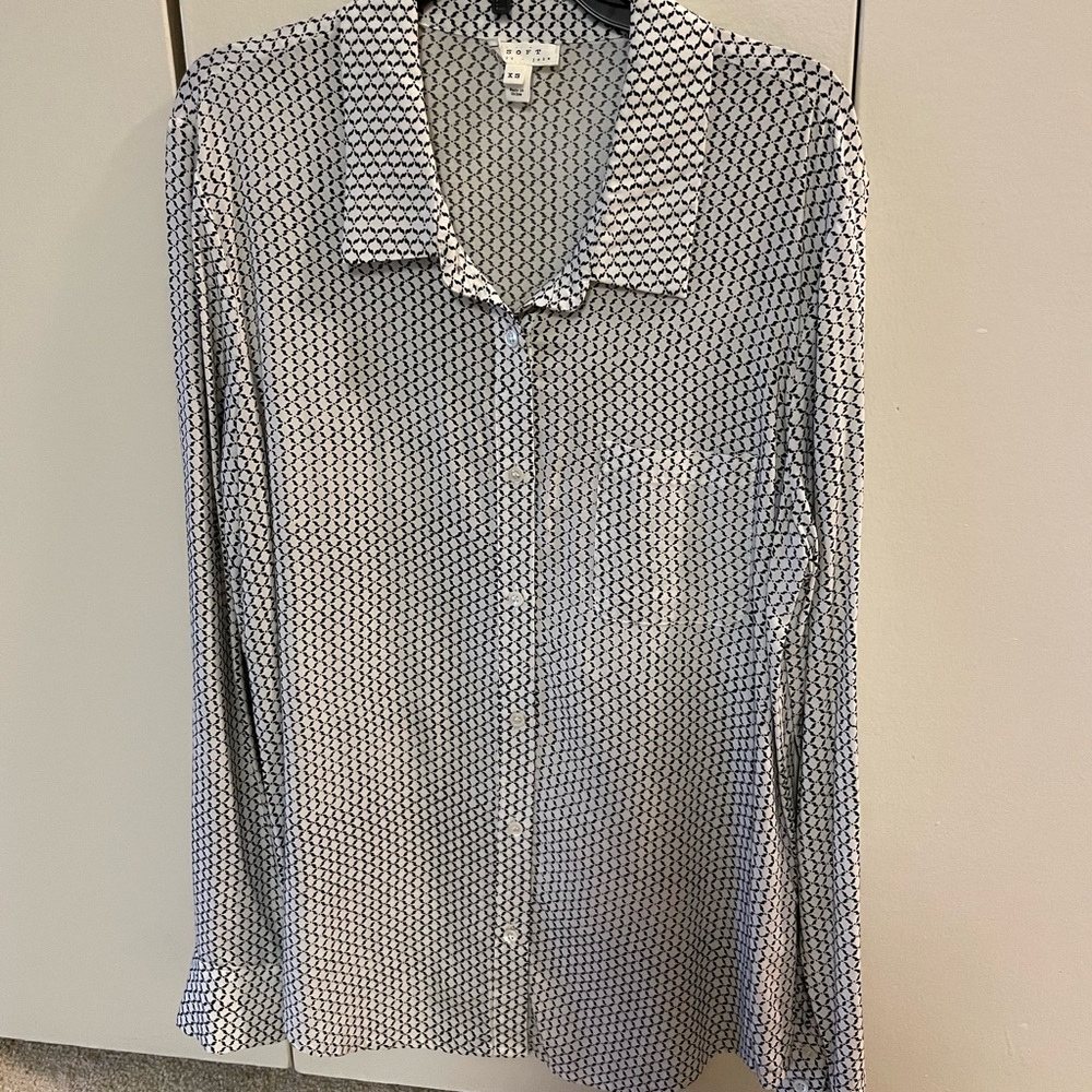 Joie Soft blouse, sz xs. New without tags